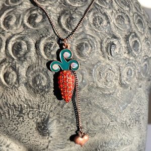 Betsey Johnson, carat necklace